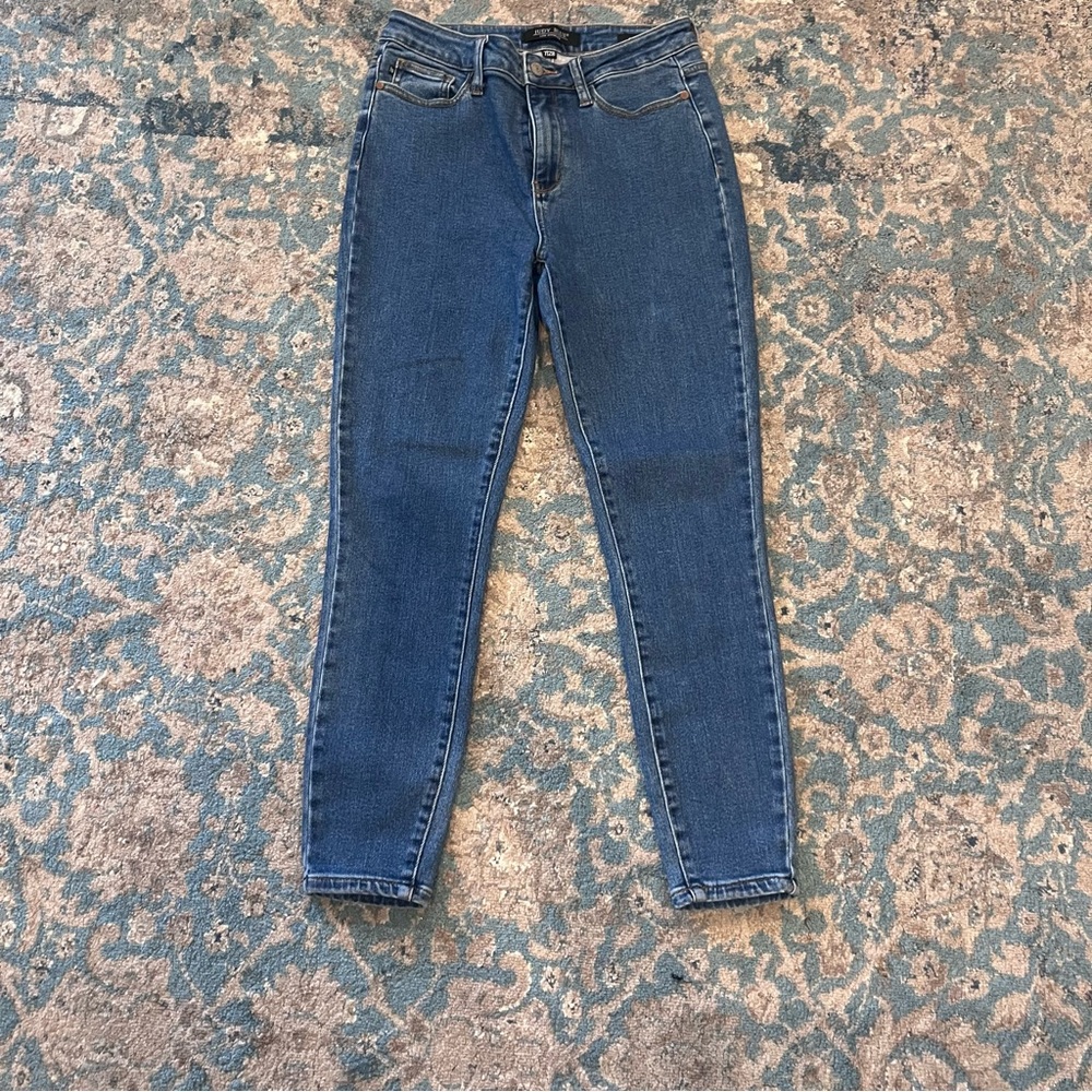 Judy Blue Size 28 Skinny Fit Jeans